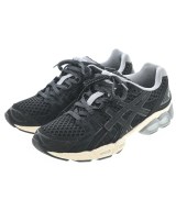 asics スニーカー