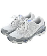 asics スニーカー