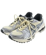 asics スニーカー