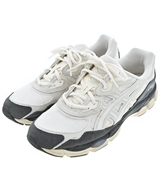 asics スニーカー