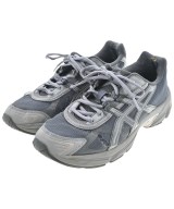asics スニーカー