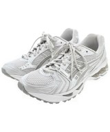 asics スニーカー