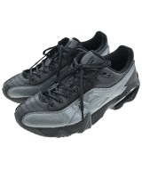 asics スニーカー