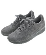 asics スニーカー