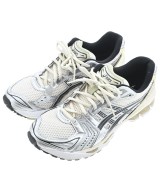 asics スニーカー