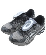 asics スニーカー