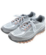 asics スニーカー