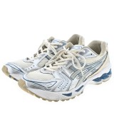 asics スニーカー