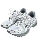 asics スニーカー