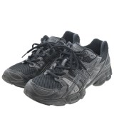 asics スニーカー