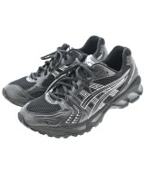 asics スニーカー