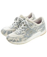 asics スニーカー