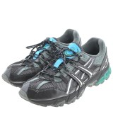 asics スニーカー