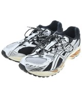 asics スニーカー
