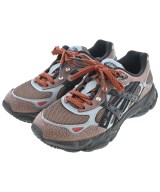 asics スニーカー