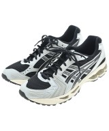 asics スニーカー