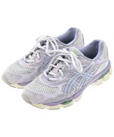 asics スニーカー