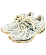 New Balance スニーカー