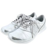 New Balance スニーカー