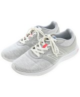New Balance スニーカー