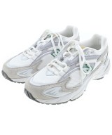 New Balance スニーカー