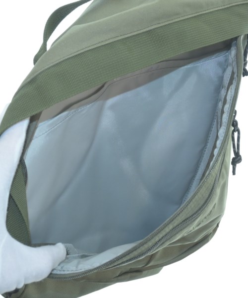 New Balance（ニューバランス）ショルダーバッグ カーキ サイズ:- メンズ/2200627868054