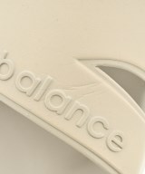 New Balance（ニューバランス）サンダル ベージュ サイズ:26cm レディース/2200632198023