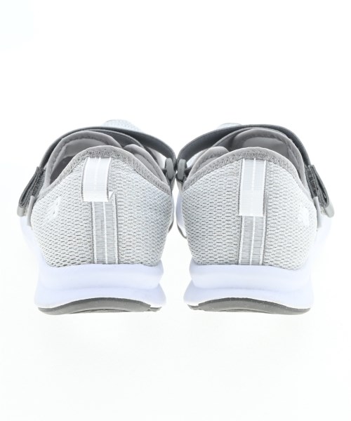 New Balance（ニューバランス）スニーカー シルバー サイズ:24cm レディース/2200607677133