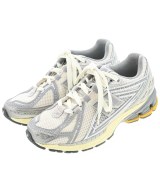 New Balance スニーカー
