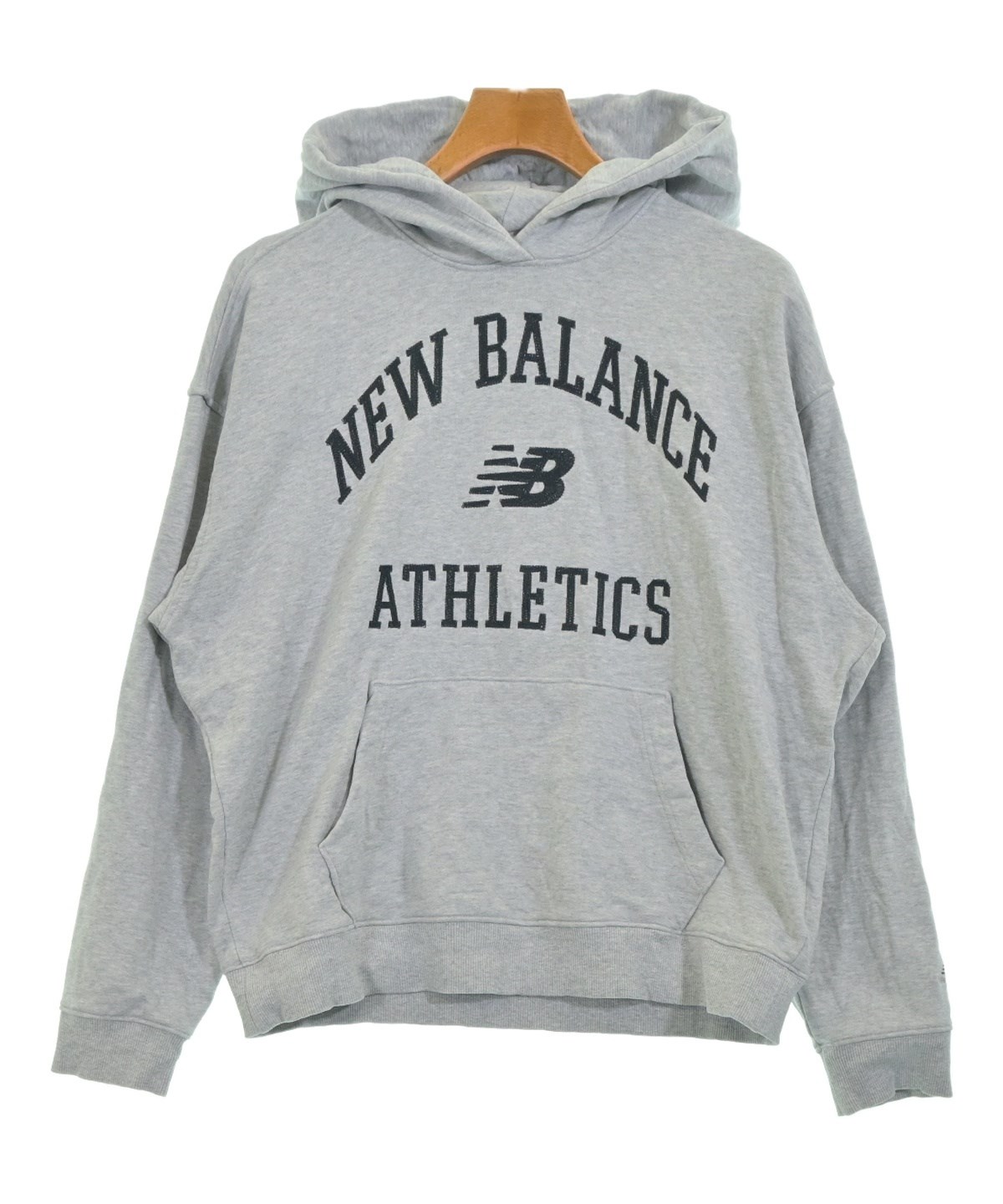 New Balance（ニューバランス）パーカー グレー サイズ:M レディース