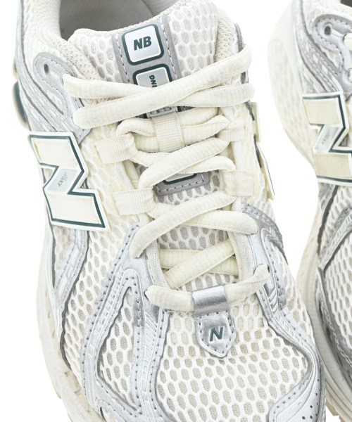 New Balance（ニューバランス）スニーカー ベージュ サイズ:23.5cm レディース/2200631250166