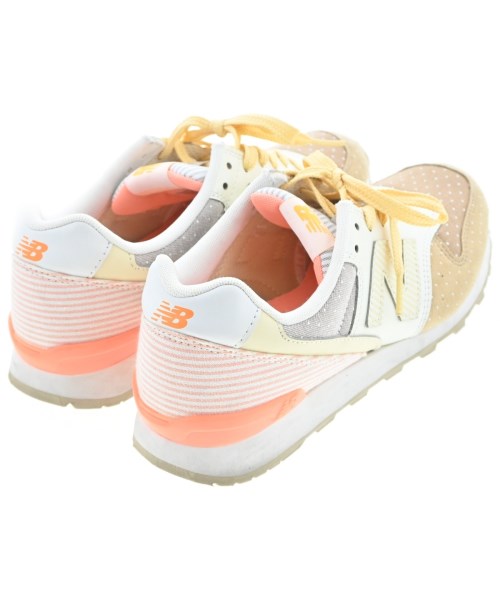 New Balance（ニューバランス）スニーカー ベージュ サイズ:24.5cm レディース/2200640232276