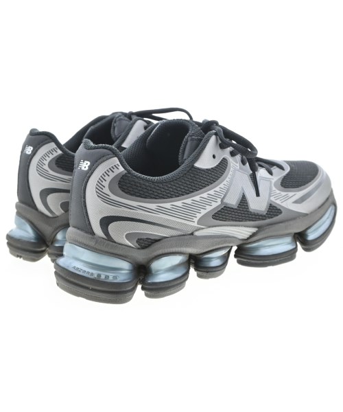New Balance（ニューバランス）スニーカー 黒 サイズ:27cm メンズ/2200709804017