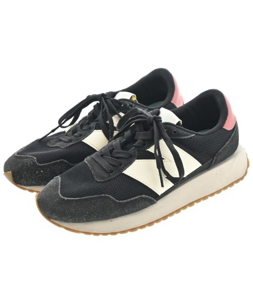 New Balance(ニューバランス)スニーカー 黒 サイズ:24.5cm/2200660394053