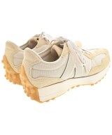 New Balance（ニューバランス）スニーカー ベージュ サイズ:24cm レディース/2200720057010
