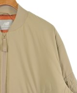 New Balance（ニューバランス）ブルゾン ベージュ サイズ:L メンズ/2200683120011