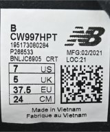 New Balance（ニューバランス）スニーカー ベージュ サイズ:24cm レディース/2200683595086