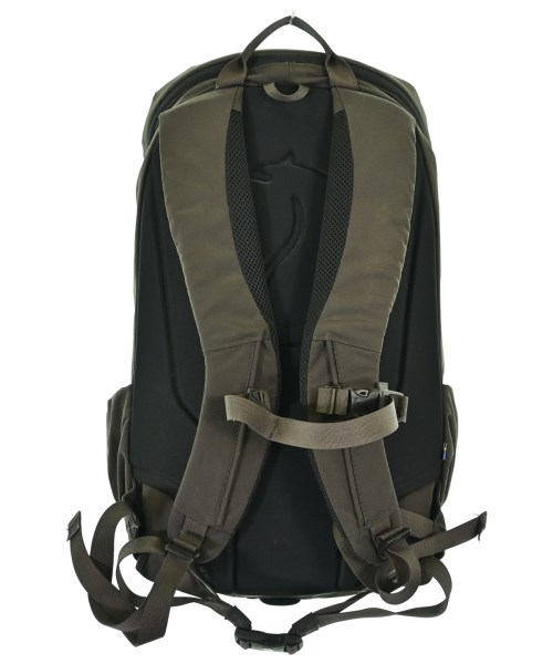 FJALLRAVEN（フェールラーベン）バックパック・リュック カーキ サイズ:- メンズ/2200675611015