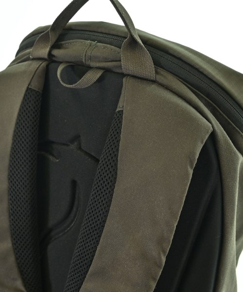 FJALLRAVEN（フェールラーベン）バックパック・リュック カーキ サイズ:- メンズ/2200675611015