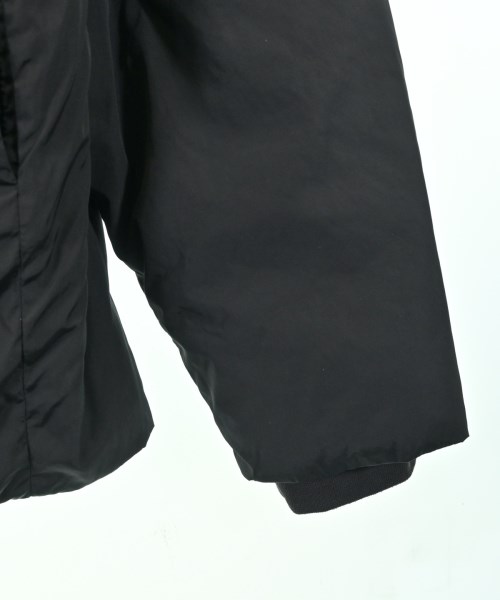 CANADA GOOSE（カナダグース）ダウンジャケット/ダウンベスト 黒 サイズ:M メンズ/2200697738189
