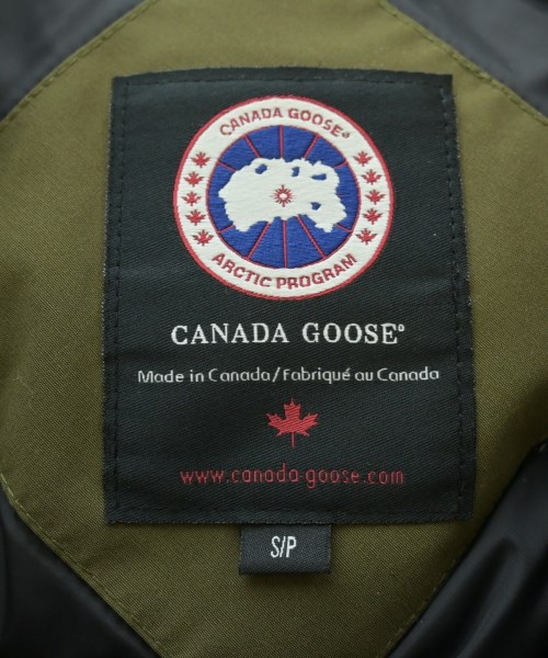 CANADA GOOSE（カナダグース）ダウンジャケット/ダウンベスト カーキ サイズ:S メンズ/2200656969081