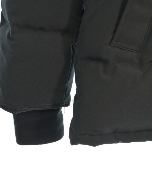 CANADA GOOSE（カナダグース）ダウンジャケット/ダウンベスト 黒 サイズ:M メンズ/2200719519017