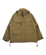 CANADA GOOSE ダウンジャケット/ダウンベスト