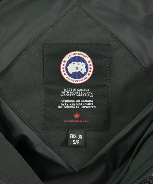 CANADA GOOSE（カナダグース）ダウンジャケット/ダウンベスト 黒 サイズ:S メンズ/2200726646010