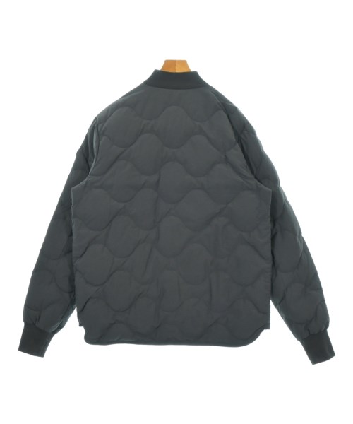 CANADA GOOSE（カナダグース）ダウンジャケット/ダウンベスト 黒 サイズ:M メンズ/2200725423025