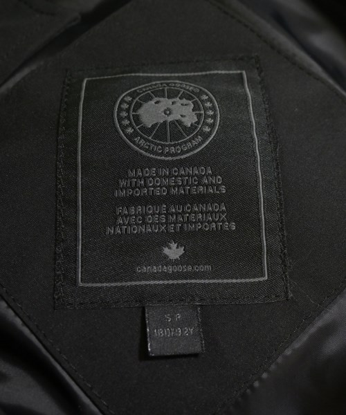 CANADA GOOSE（カナダグース）ダウンジャケット/ダウンベスト 黒 サイズ:S メンズ/2200727615015
