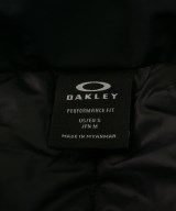 OAKLEY（オークリー）ダウンジャケット/ダウンベスト 黒 サイズ:M メンズ/2200654997024