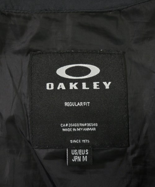 OAKLEY（オークリー）ダウンジャケット/ダウンベスト 黒 サイズ:M メンズ/2200727256010