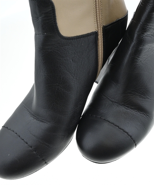 CHANEL（シャネル）ブーツ ベージュ サイズ:EU39(25.5cm位) レディース/2200623189016