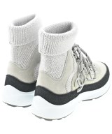CHANEL（シャネル）スニーカー グレー サイズ:EU36(22.5cm位) レディース/2200623321140
